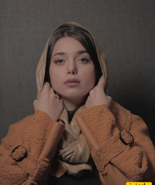 عکس سارا طلایی