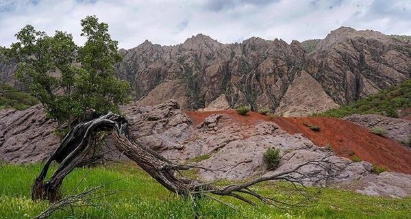 عکس مهراب کوه اب قره سو دلفان لرستان