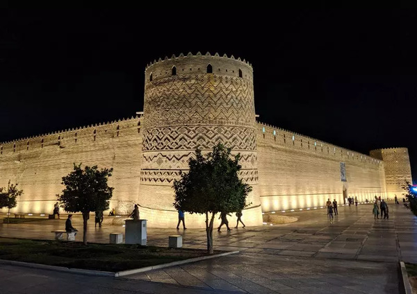 عکس حسن کریم خان زند