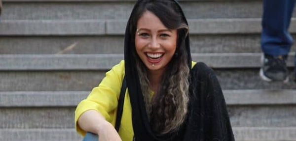 عکس دانیال حکیمی وهمسرش وفرزندانش