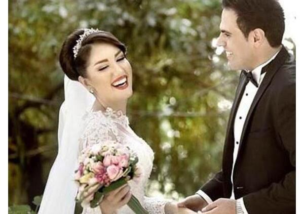 عکس عروس و داماد در باغ ایرانی