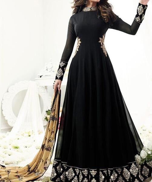 عکس لباس مجلسی زنانه سال ۱۴۰۰