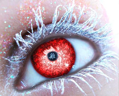 عکس پسرانه چشم رنگی