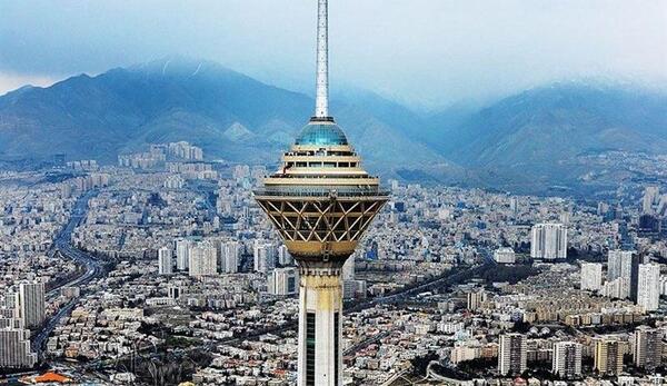 عکس صاحب برج میلاد تهران