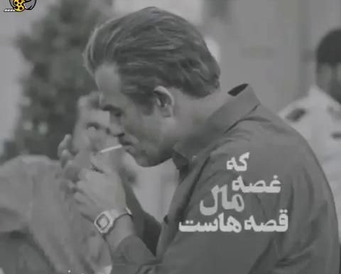 عکس رضا خرسند در نیسان آبی