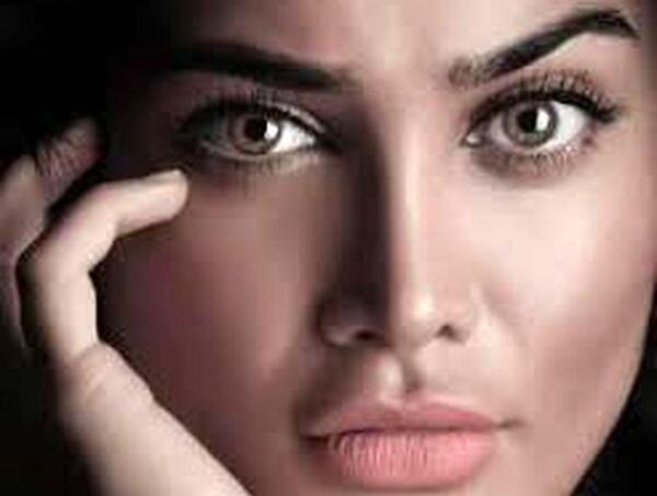 عکس شوهر تینا اخوند تبار
