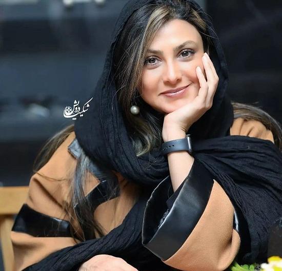 عکس مجری آزاده صمدی