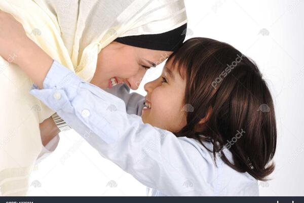 عکس با حجاب مادر و فرزند