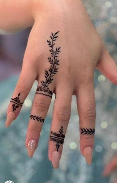 عکس حنا روی دست عروس