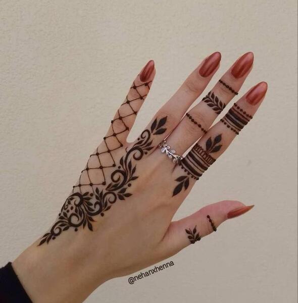 عکس حنا روی دست عروس