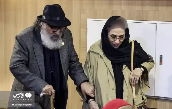 عکس پیری داریوش