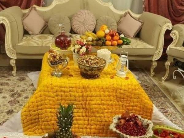 عکس ایده تزیین کرسی شب یلدا