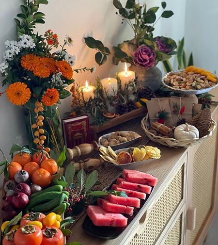 عکس ایده تزیین کرسی شب یلدا