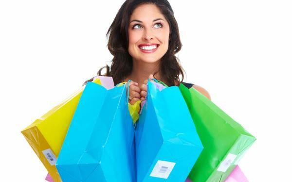 عکس دختر در حال خرید