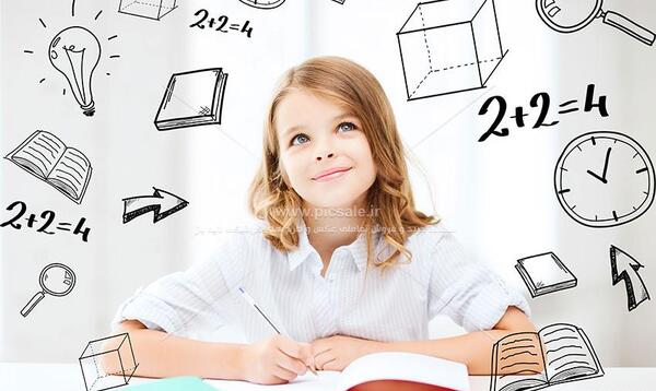 عکس دختر در حال خرید