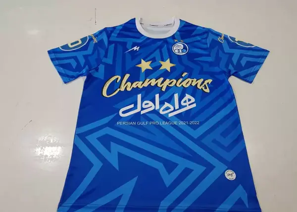 عکس پیراهن قهرمانی استقلال
