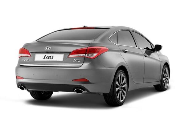 عکس ماشین هیوندای i40