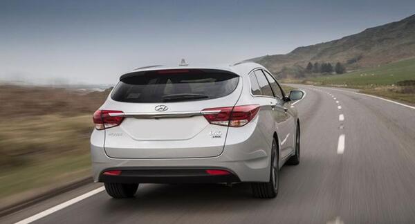 عکس ماشین هیوندای i40