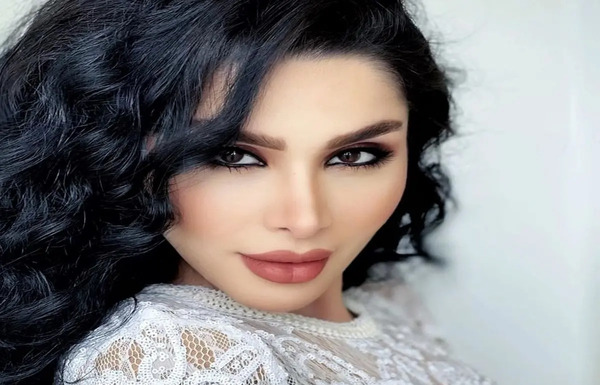 عکس دنیا جهانبخت بدون آرایش عروس