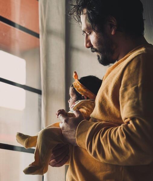 عکس از عباس غزالی و همسرش