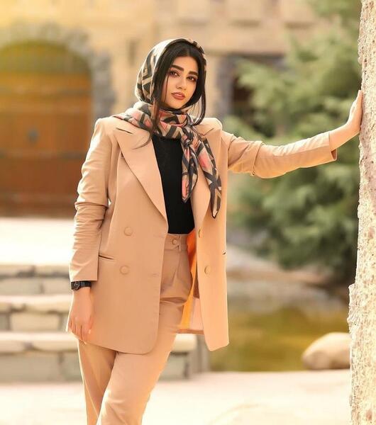 عکس پیج سلنا امینی