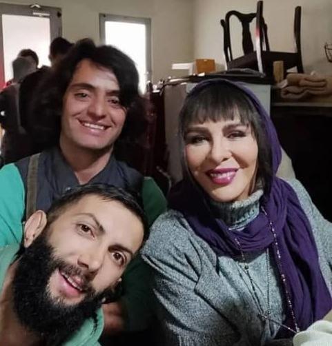 عکس افسانه بایگان و همسر و فرزندش