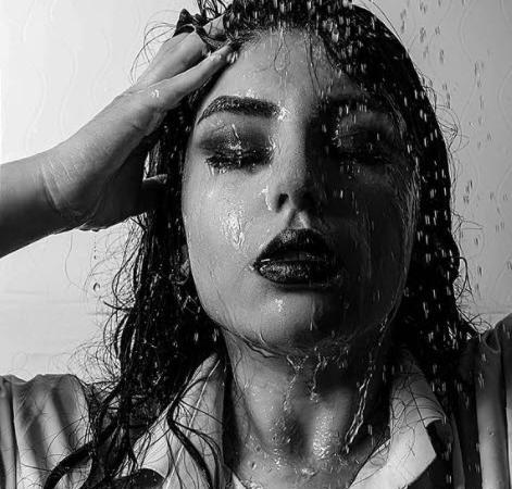 عکس نوشته دختر باس سیکس پک داشته باشه