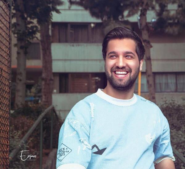 عکس بلاگر معروف ایرانی – مور فائز