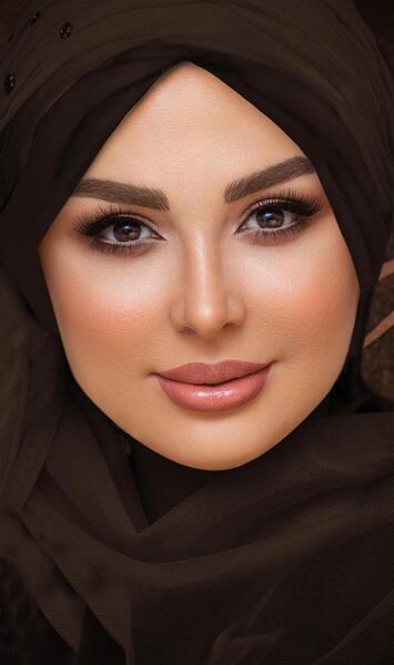 عکس نیوشا ضیغمی بیوگرافی