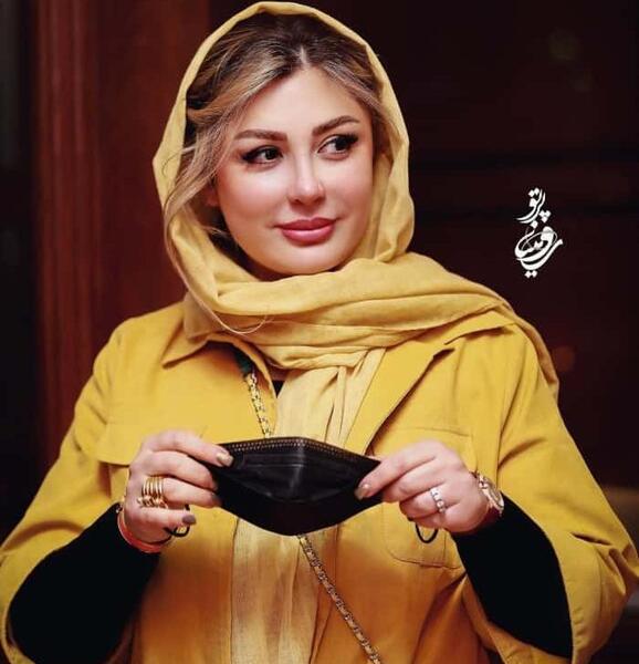 عکس نیوشا ضیغمی بیوگرافی
