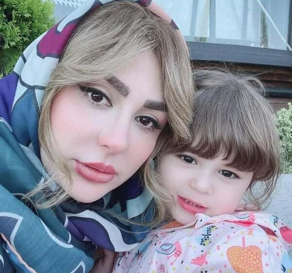 عکس نیوشا ضیغمی بیوگرافی