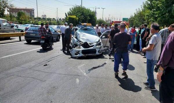 عکس آتش سوزی ماشین پلیس