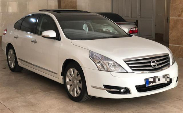 عکس ماشین نیسان تی ینا (مونتاژ)