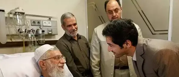 عکس مجری برنامه سمت خدا