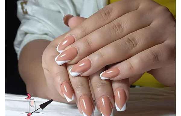 عکس مدل کاشت ناخن فرنچ قرمز
