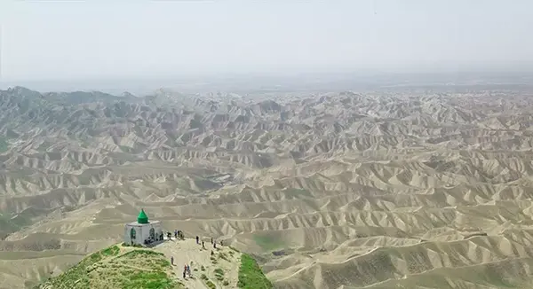 عکس گورستان خالد نبی