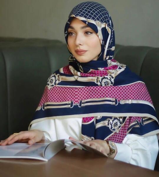 عکس فیک دختر دانشجو