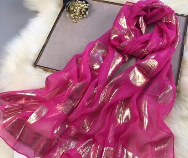 عکس شال صورتی دخترانه