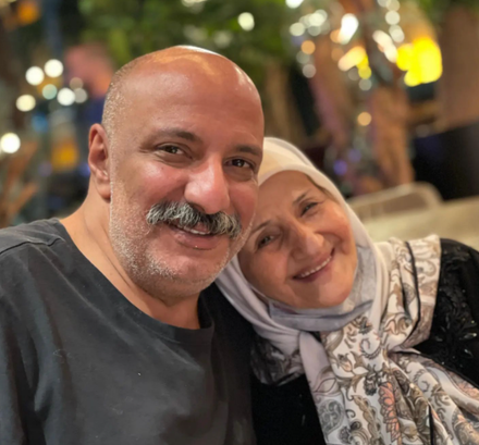 عکس شوهر حیاط