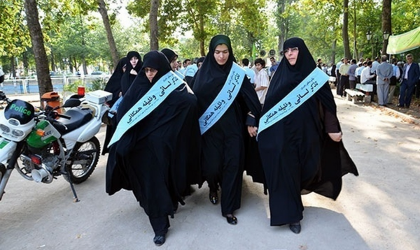 عکس با مقنعه طنز