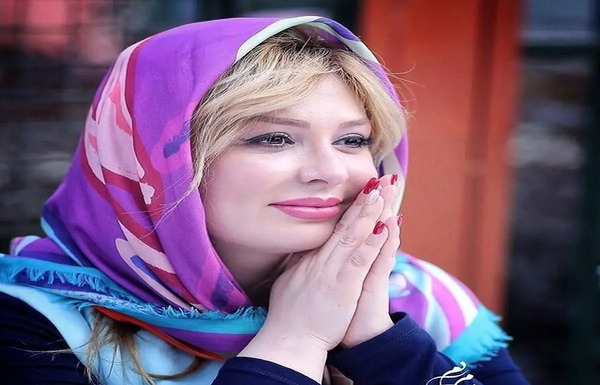 عکس پاهای نیوشا ضیغمی