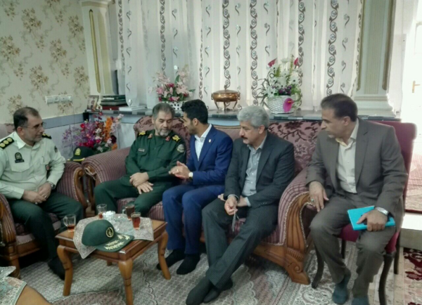 عکس خانوادگی وحید امیری