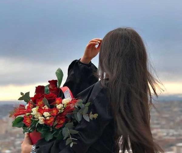 عکس ژست دخترونه برای پروفایل