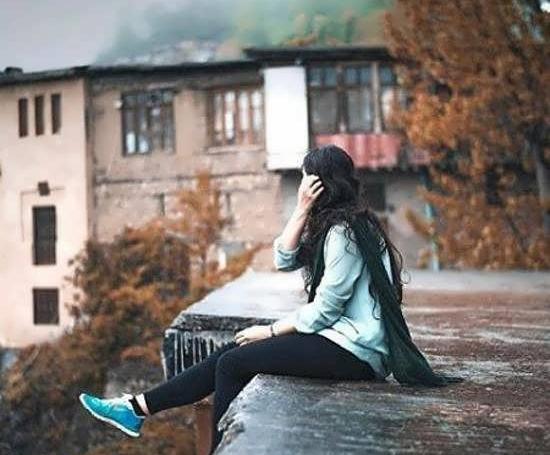 عکس ژست دخترونه برای پروفایل