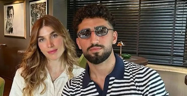 عکس زن علی کریمی بازیکن استقلال