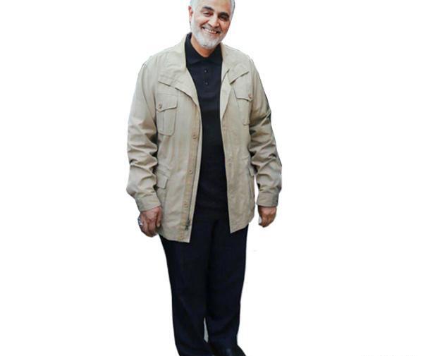 عکس حاج قاسم ایستاده