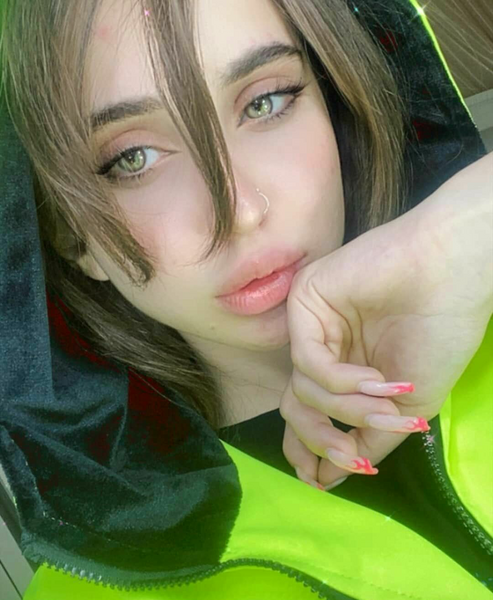 عکس نیکا فلاحی بدون گریم