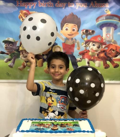 عکس اهورا تولدت مبارک