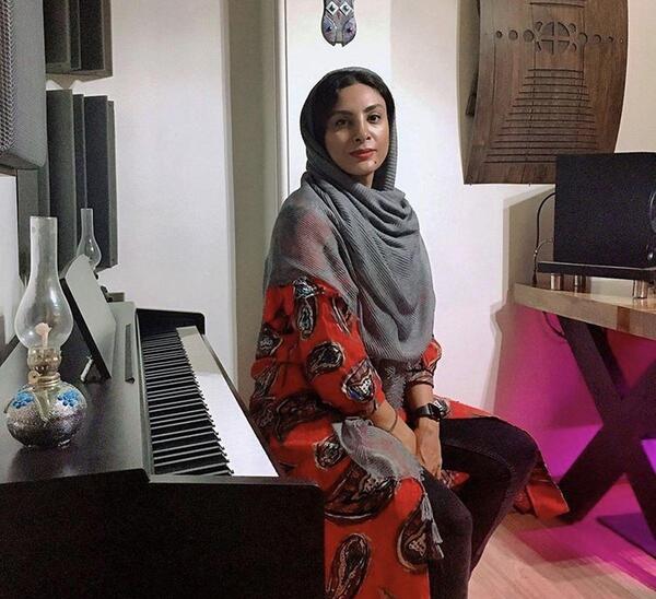 عکس حدیث بهرامی