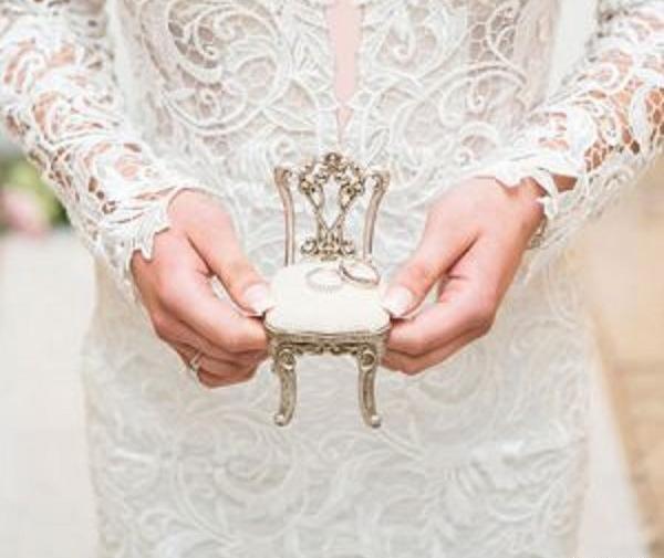 عکس حلقه ازدواج روی کیک